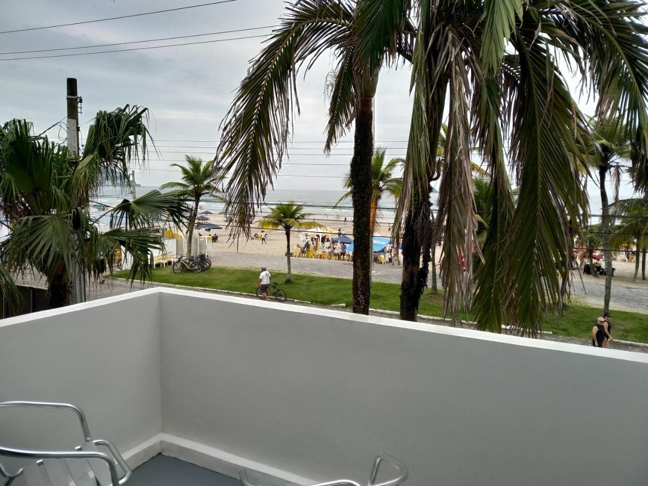 Santa Helena Pousada Guaruja Exterior photo